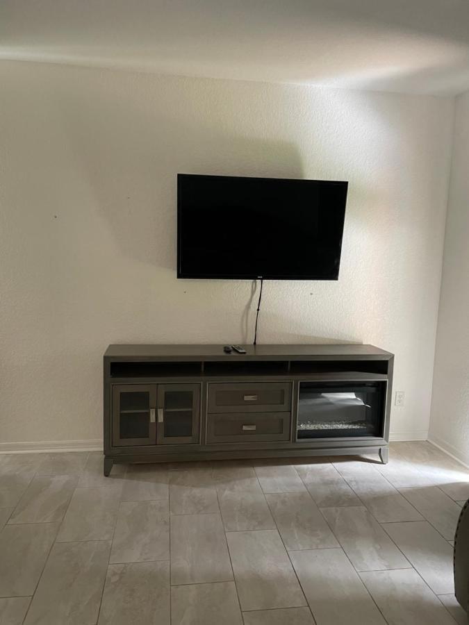 Serene Family Friendly Townhouse In The Wonderful Regal Palms 대번포트 외부 사진