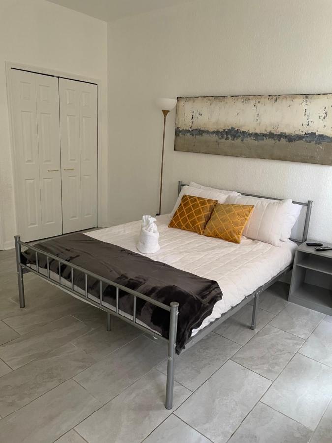 Serene Family Friendly Townhouse In The Wonderful Regal Palms 대번포트 외부 사진