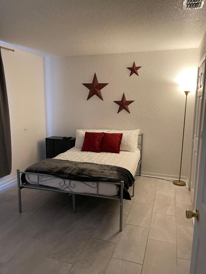 Serene Family Friendly Townhouse In The Wonderful Regal Palms 대번포트 외부 사진