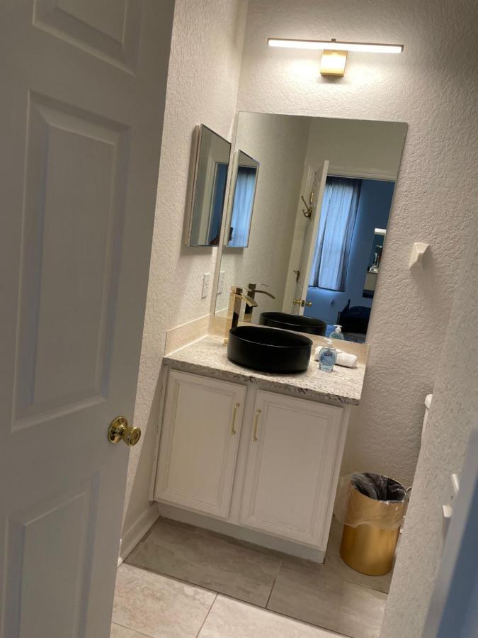Serene Family Friendly Townhouse In The Wonderful Regal Palms 대번포트 외부 사진